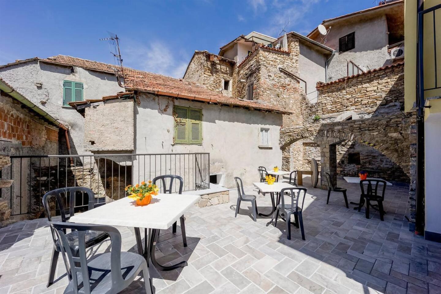 Appartamento Alba Dachi Farm Marina dʼMarina dʼAndora 外观 照片
